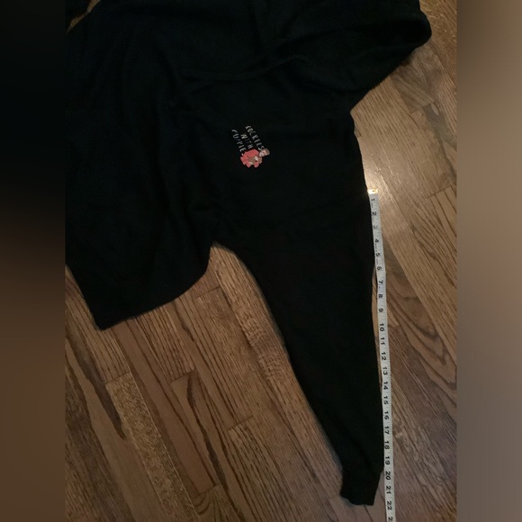 Dogs Limited Rockers With Puppies Hoodie - Picture 8 of 12